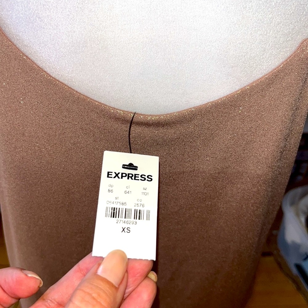 Express Metallic V-Neck Downtown Cami in the color “Ginger” Women’s Size X-Small - Picture 9 of 11